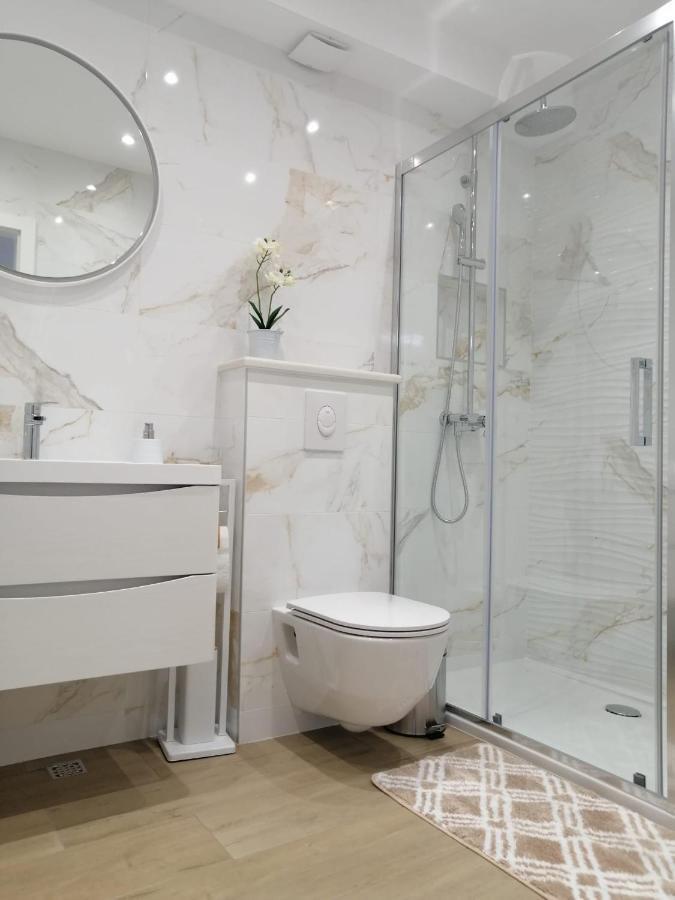 Apartmani Marivo Baška Voda Exteriör bild